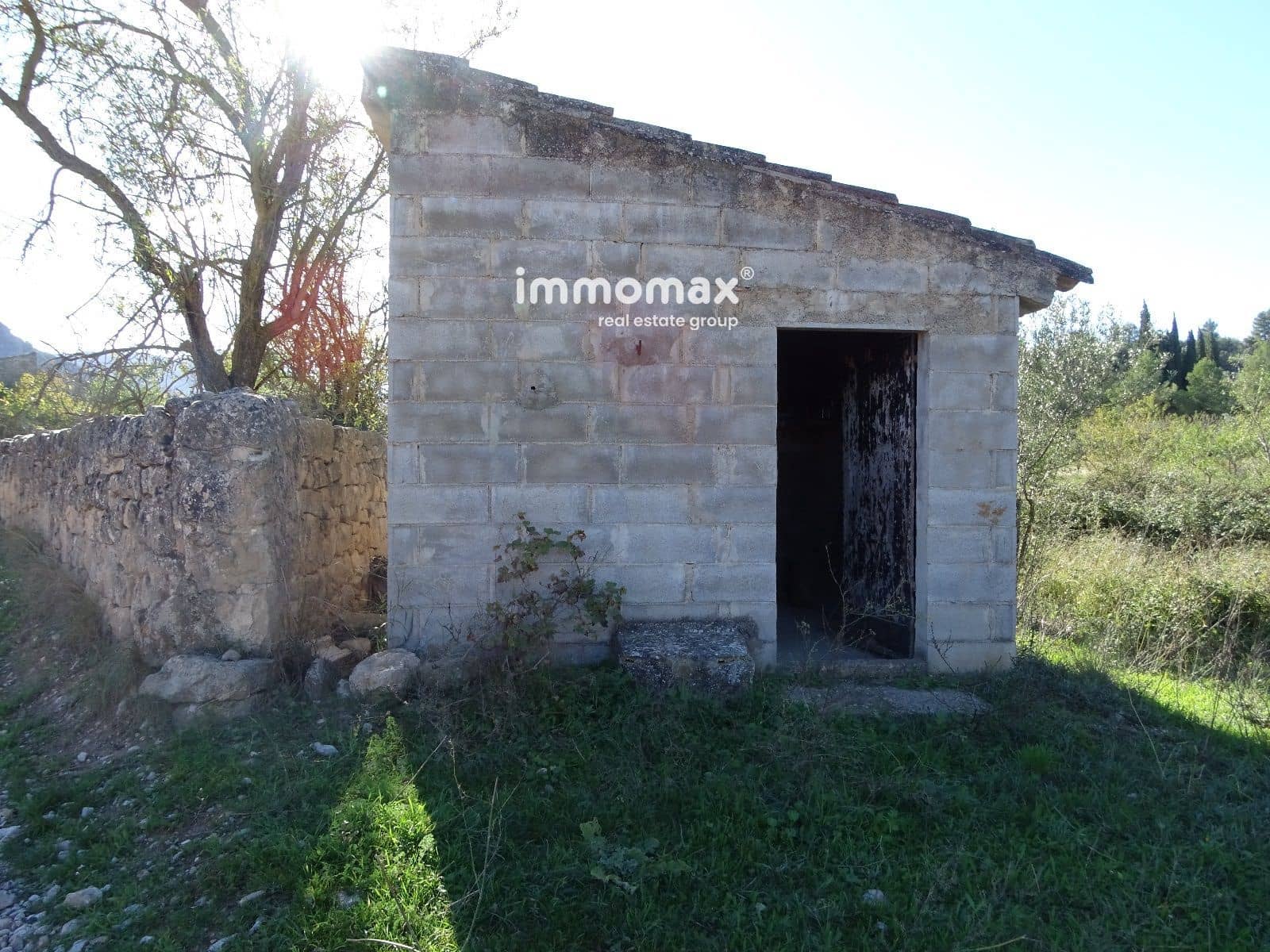 Ubebygd land til salgs i Horta de Sant Joan - € 26 000 (Ref: 8172123)