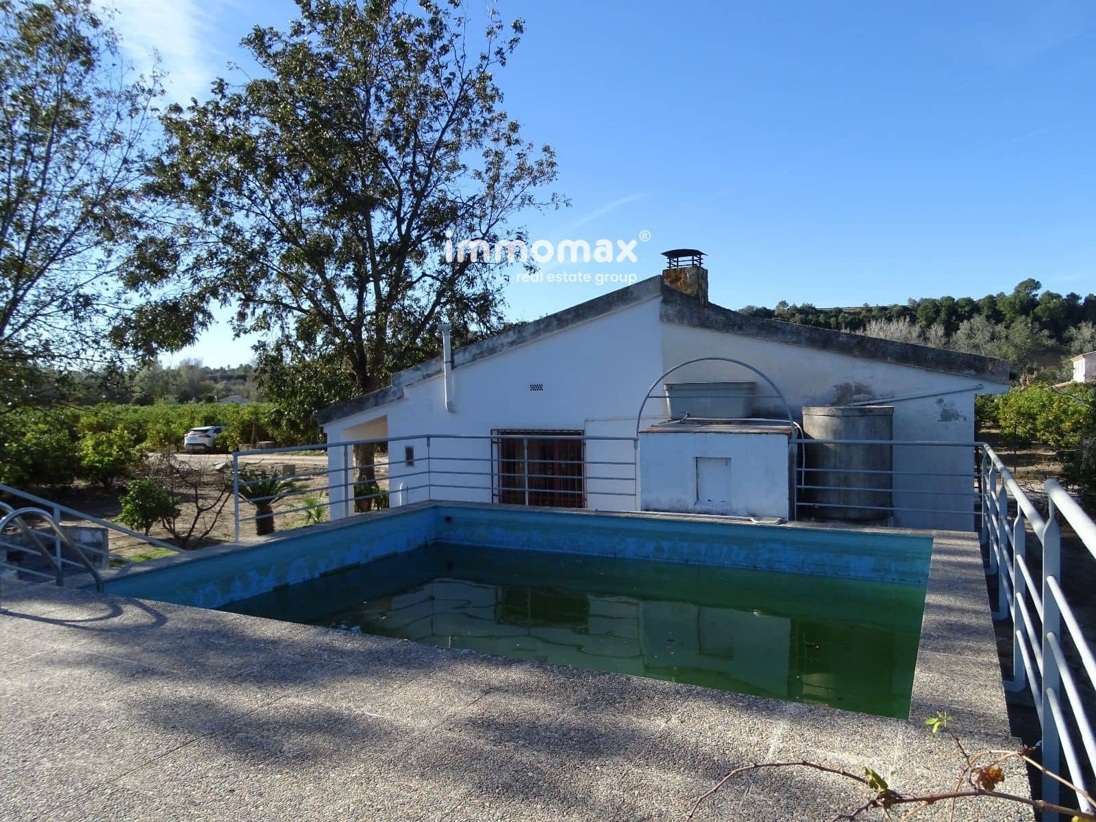 1 soveværelse Villa til salg i Bitem med swimmingpool - € 126.000 (Ref: 8174221)