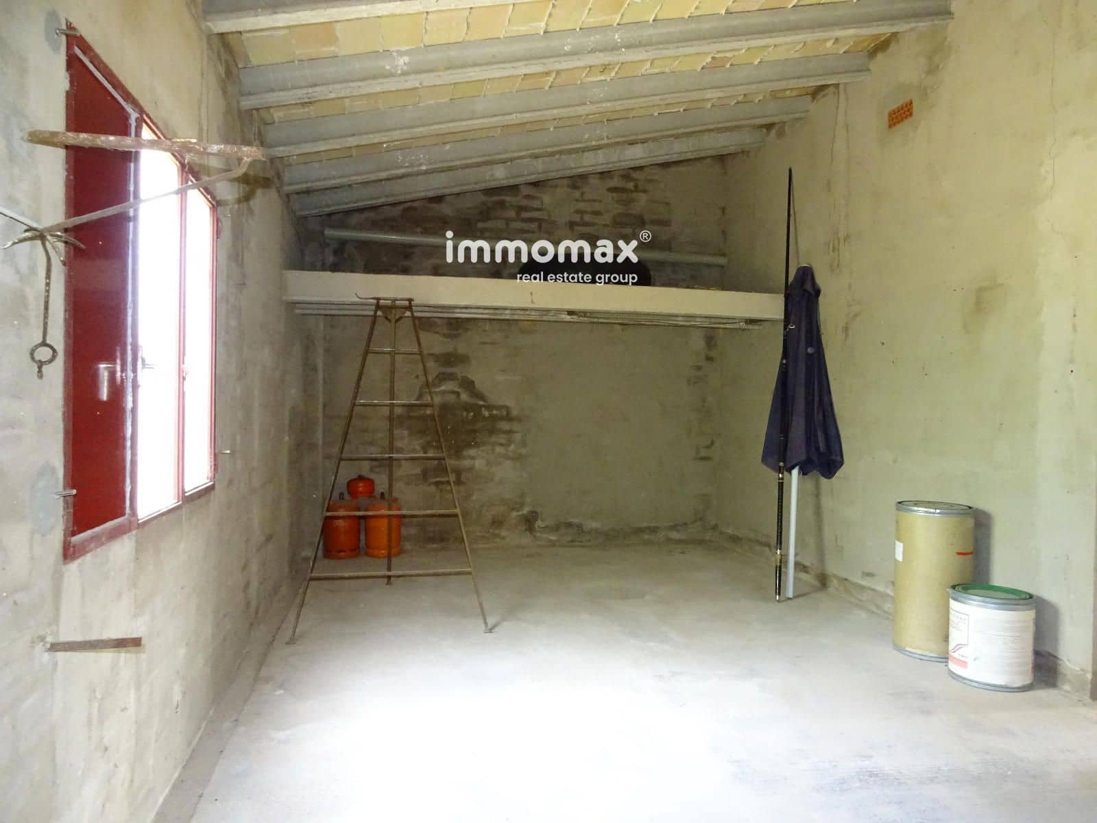 1 soveværelse Villa til salg i Bitem med swimmingpool - € 126.000 (Ref: 8174221)