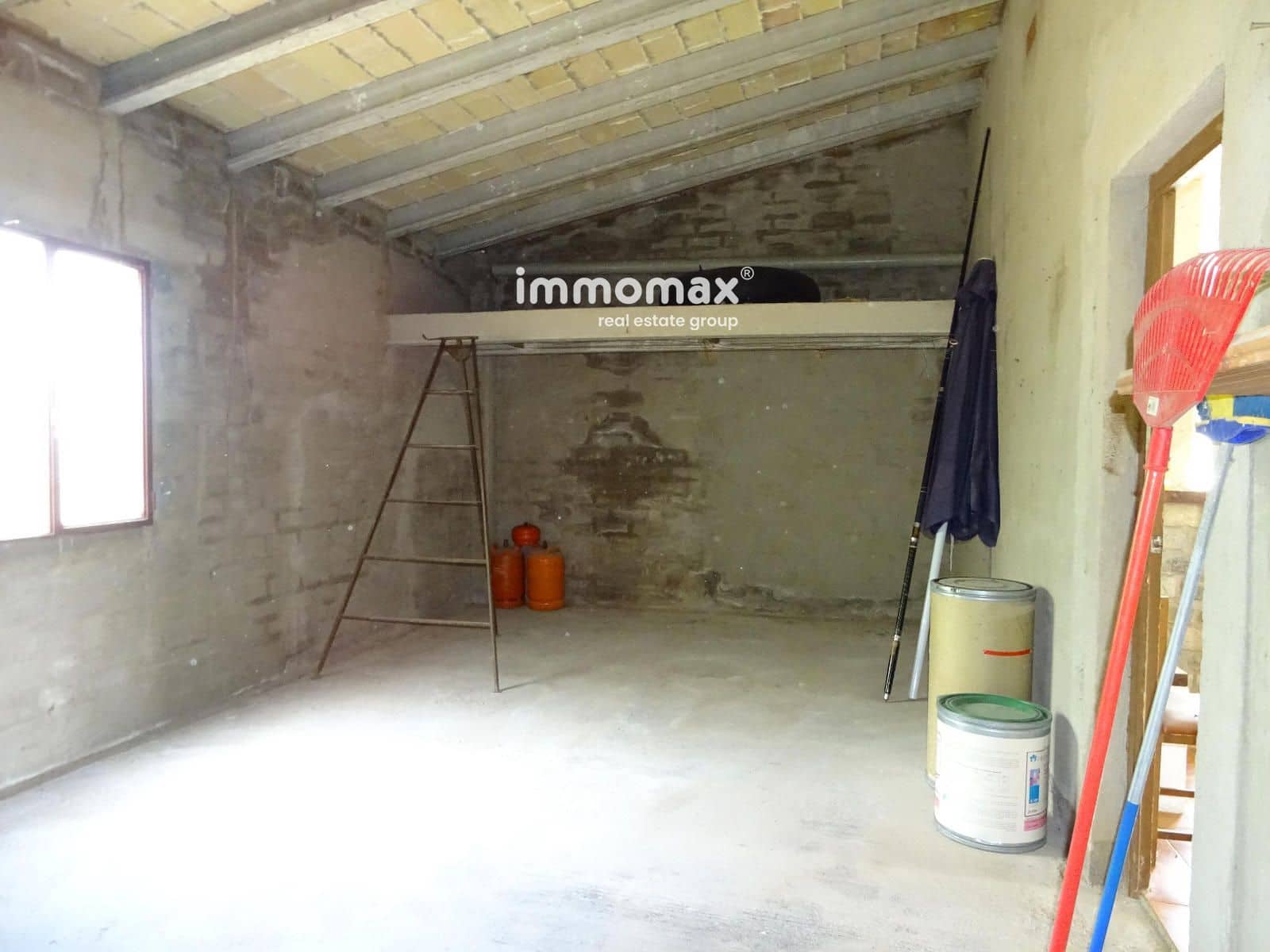 1 soveværelse Villa til salg i Bitem med swimmingpool - € 126.000 (Ref: 8174221)