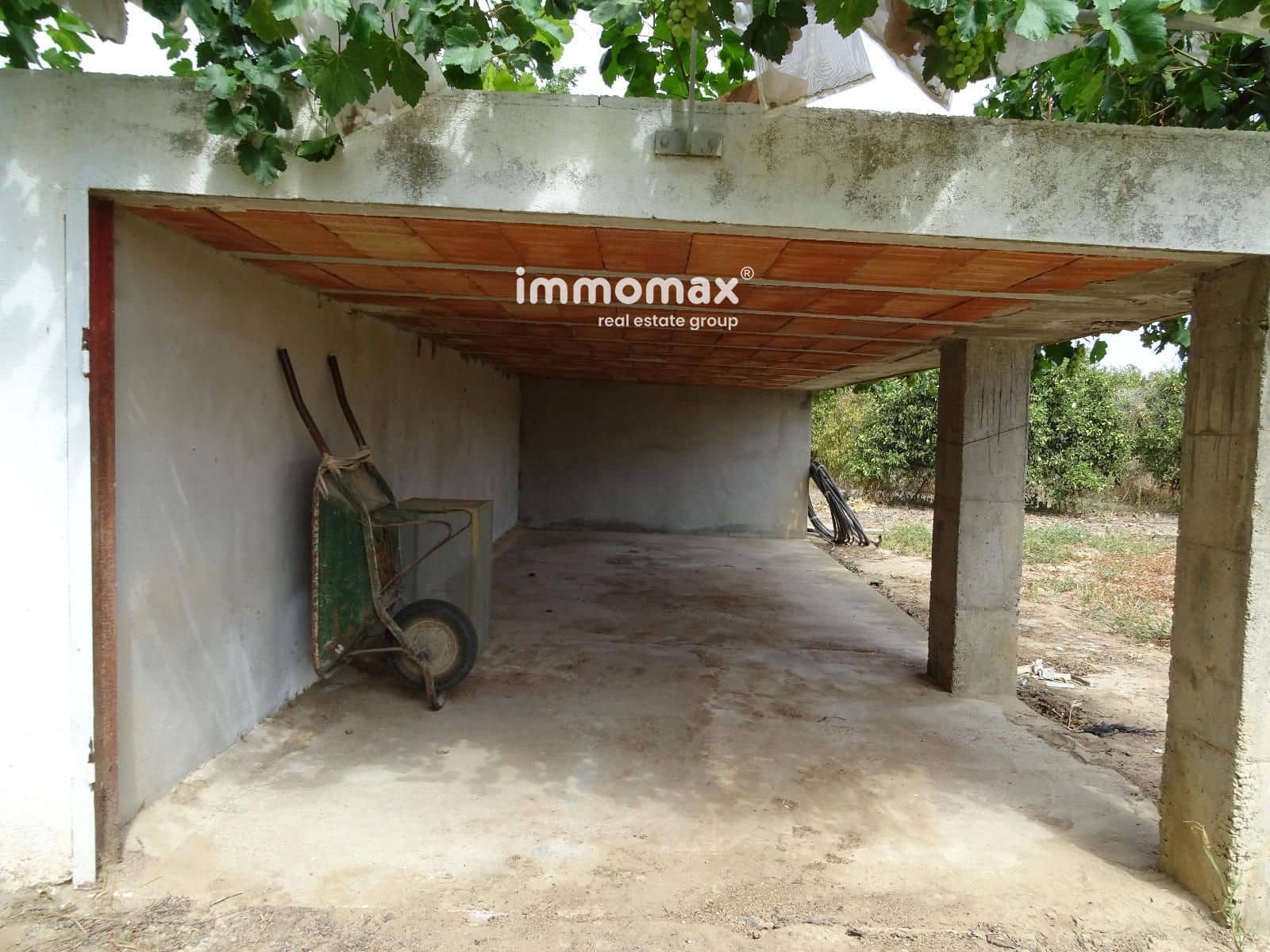 1 soveværelse Villa til salg i Bitem med swimmingpool - € 126.000 (Ref: 8174221)