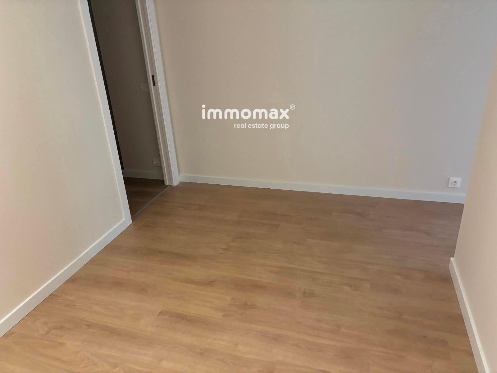 3 soveværelse Lejlighed til salg i Barcelona by - € 408.000 (Ref: 8189020)