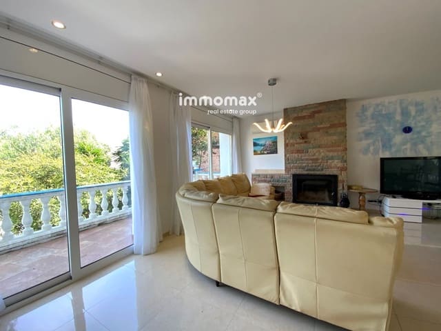 6 soverom Villa til leie i Castelldefels med svømmebasseng garasje - € 4 900 (Ref: 8196917)