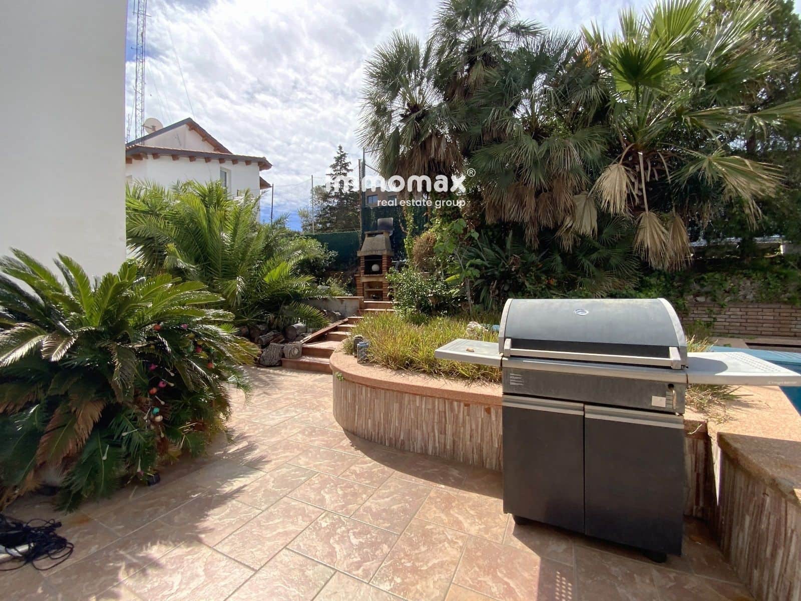 6 soverom Villa til leie i Castelldefels med svømmebasseng garasje - € 4 900 (Ref: 8196917)