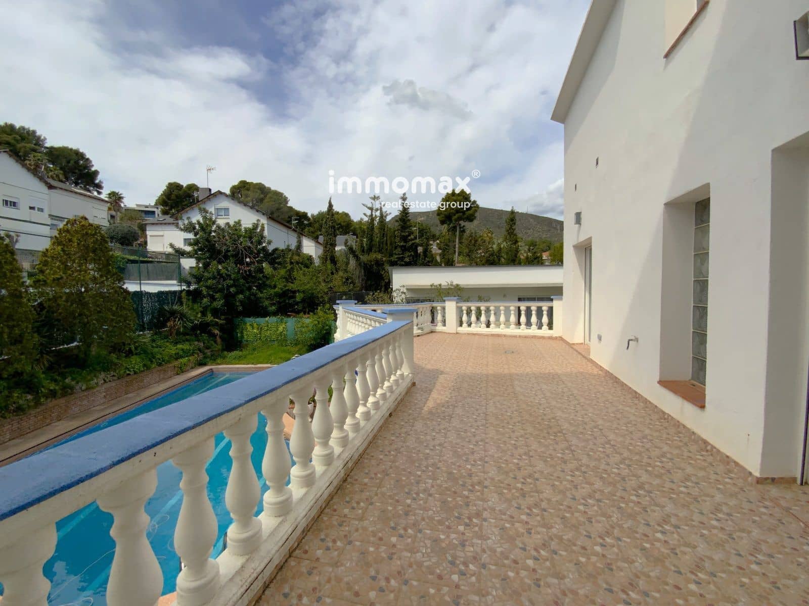 6 soverom Villa til leie i Castelldefels med svømmebasseng garasje - € 4 900 (Ref: 8196917)
