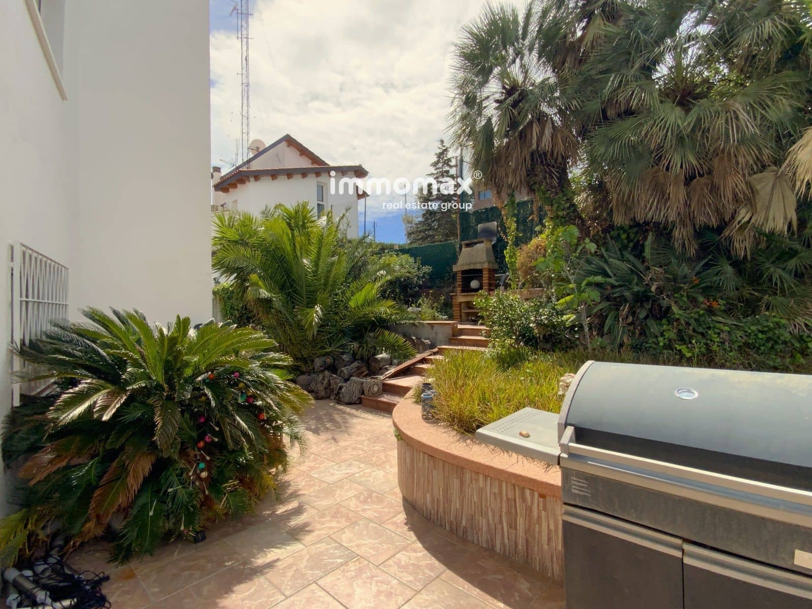 6 soverom Villa til leie i Castelldefels med svømmebasseng garasje - € 4 900 (Ref: 8196917)
