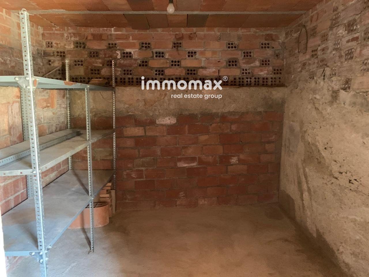 Studio til salg i Santa Eulalia de Roncana - € 22.000 (Ref: 8200573)