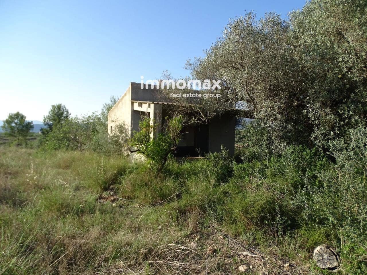 Villa til salg i Tivenys - € 36.000 (Ref: 8205353)