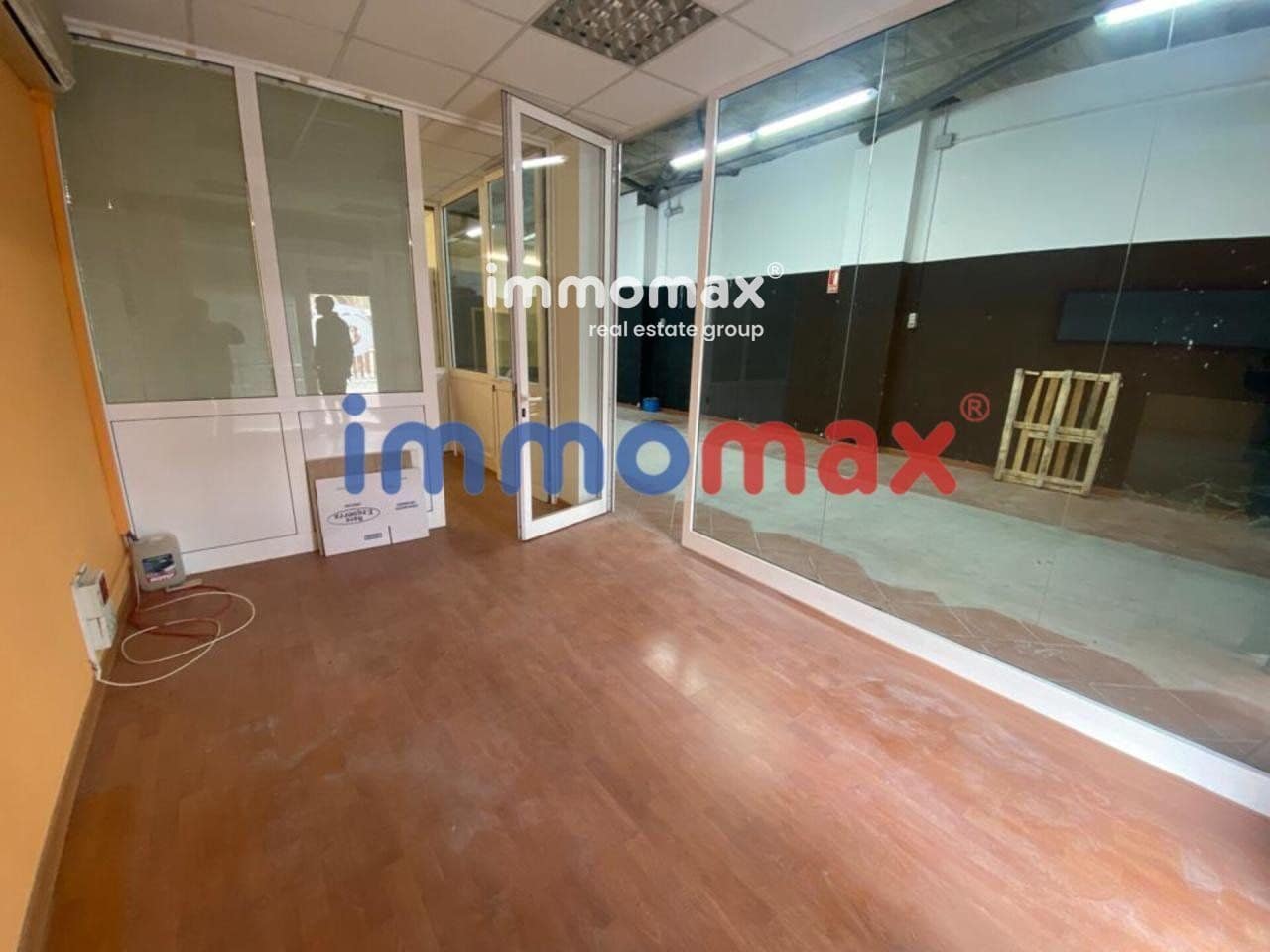 Commercial for rent in Sant Boi de Llobregat - € 1,400 (Ref: 8249617)