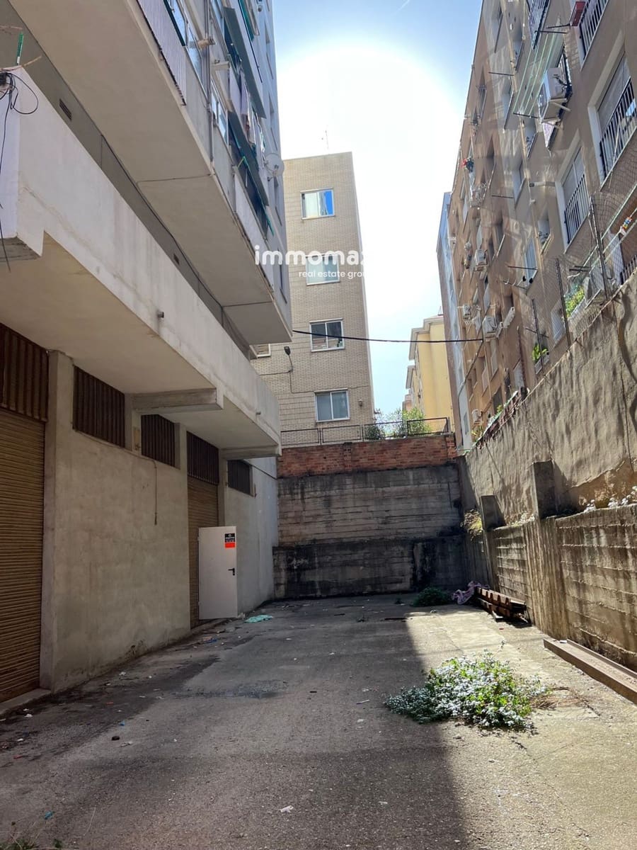 Erhverv til salg i Sant Feliu de Llobregat med garage - € 330.000 (Ref: 8254805)
