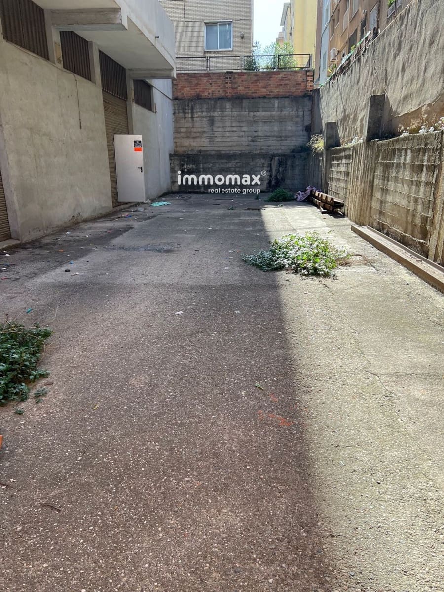 Erhverv til salg i Sant Feliu de Llobregat med garage - € 330.000 (Ref: 8254805)