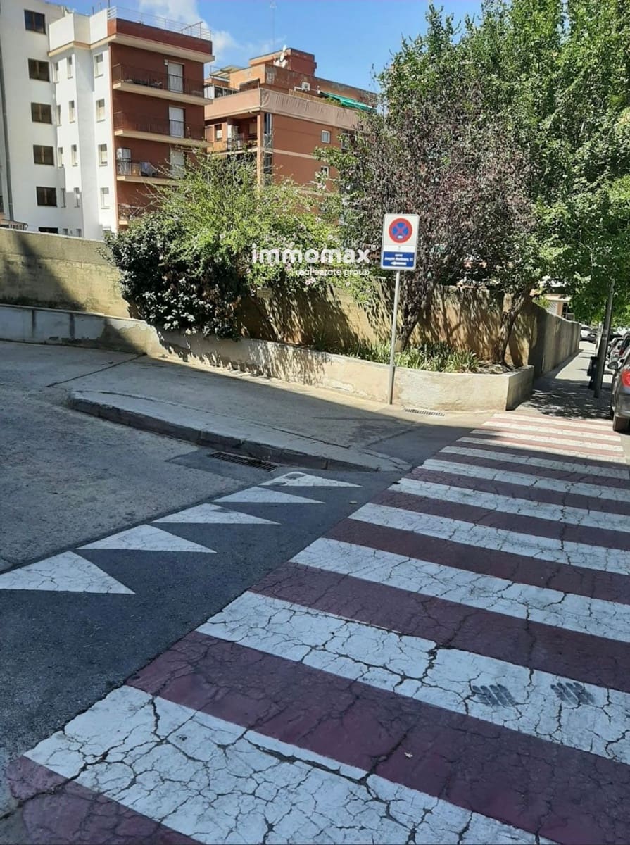 Erhverv til salg i Sant Feliu de Llobregat med garage - € 330.000 (Ref: 8254805)