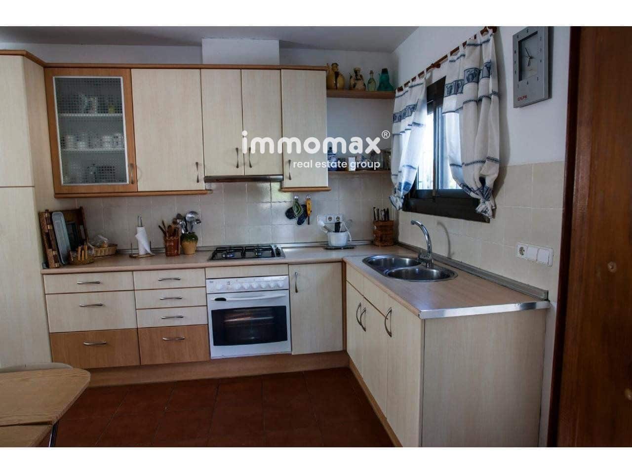 6 soverom Villa til salgs i Tortosa med svømmebasseng garasje - € 440 000 (Ref: 8263800)