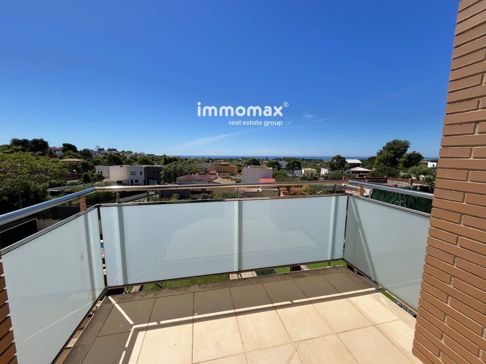 4 soveværelse Villa til salg i Vilanova i la Geltru med swimmingpool garage - € 430.000 (Ref: 8296418)