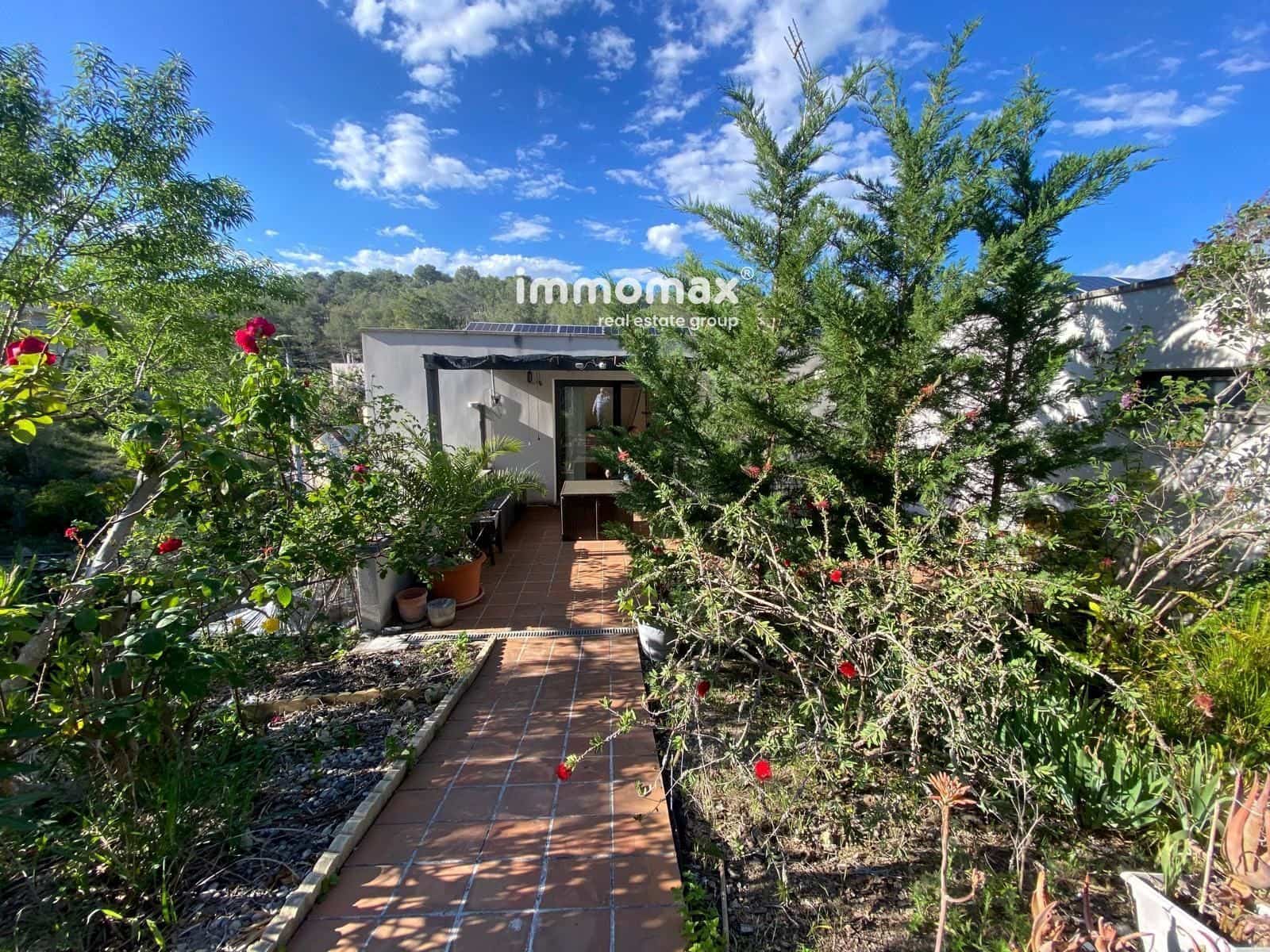 4 soverom Villa til salgs i Olivella med svømmebasseng garasje - € 345 000 (Ref: 8302131)