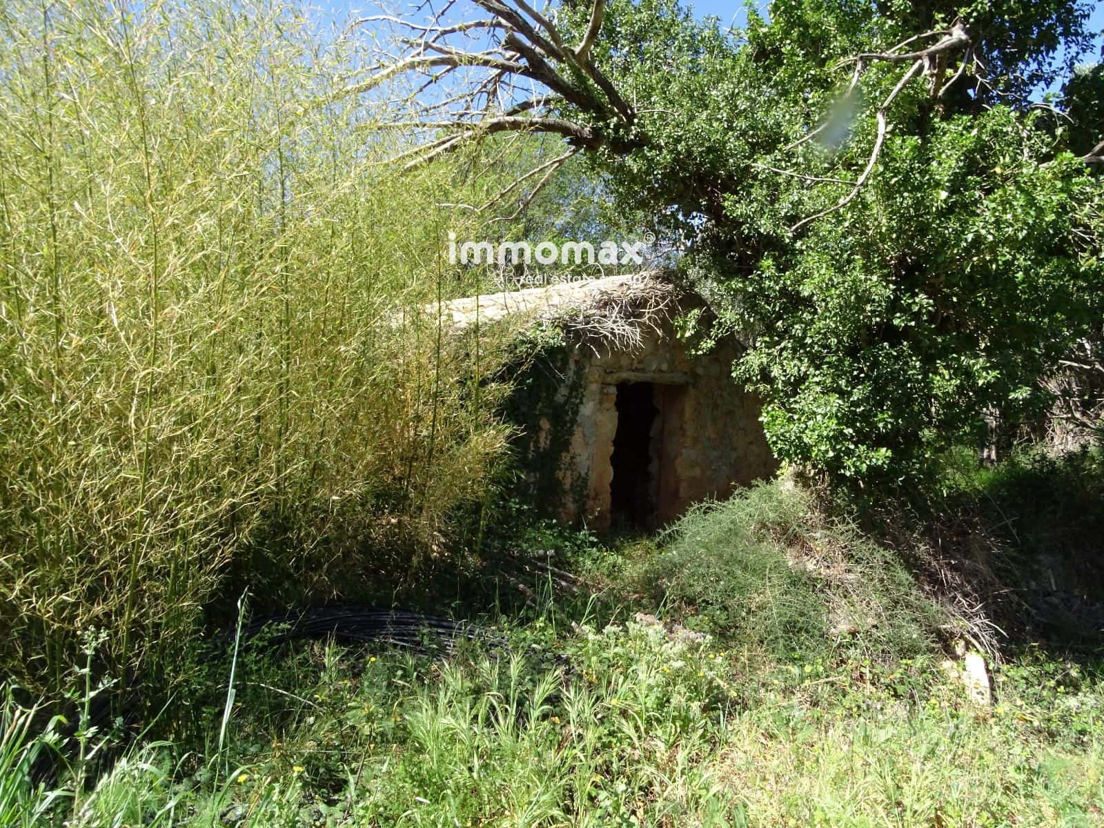 Grunde uden byggetilladelser til salg i Horta de Sant Joan - € 46.000 (Ref: 8321113)