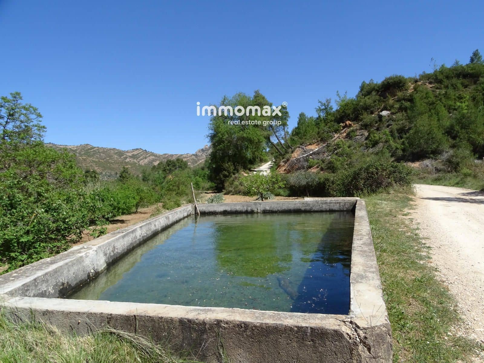 Grunde uden byggetilladelser til salg i Horta de Sant Joan - € 26.000 (Ref: 8321420)