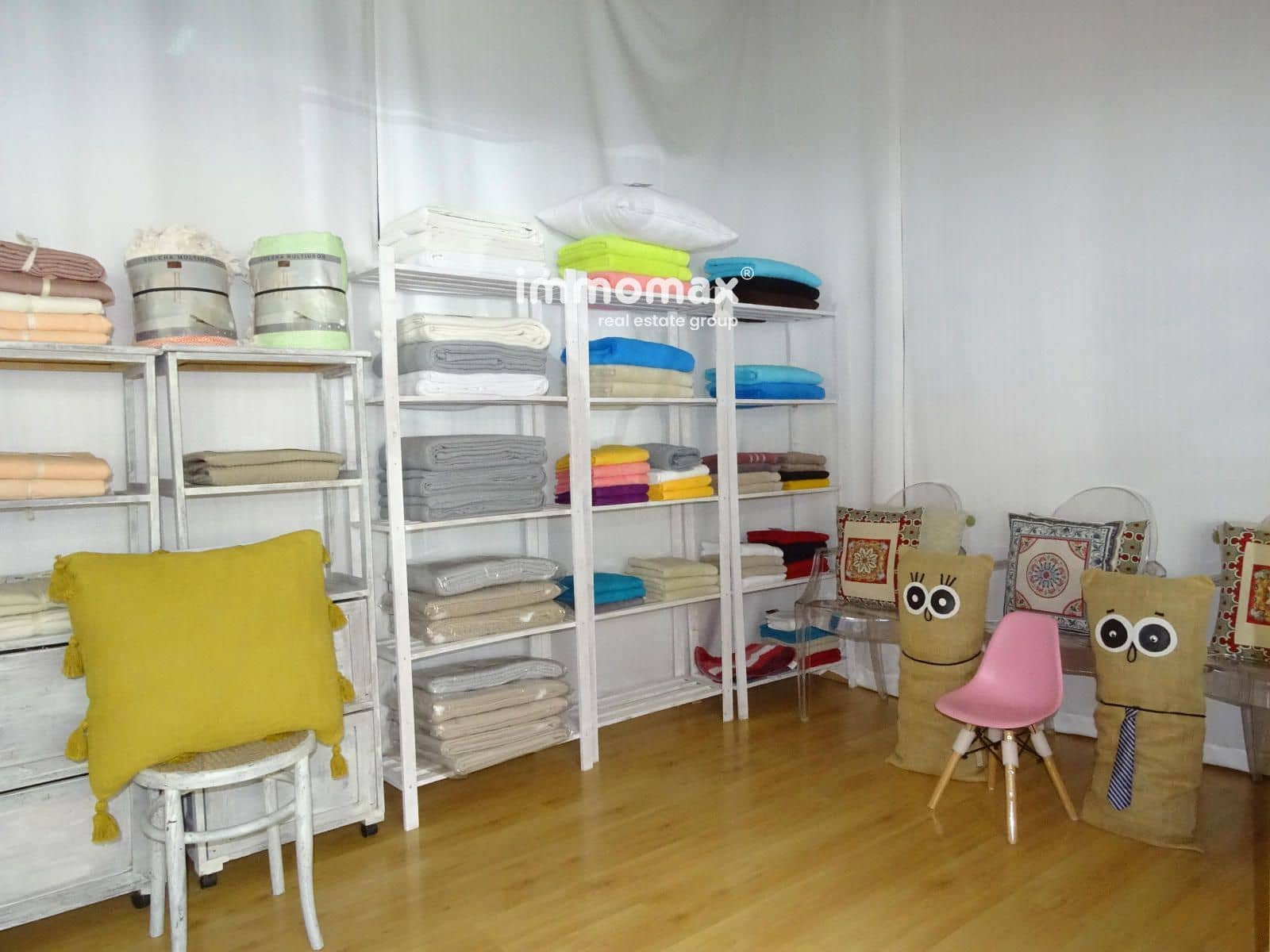 Commercial for sale in Tortosa - € 180,000 (Ref: 8323409)