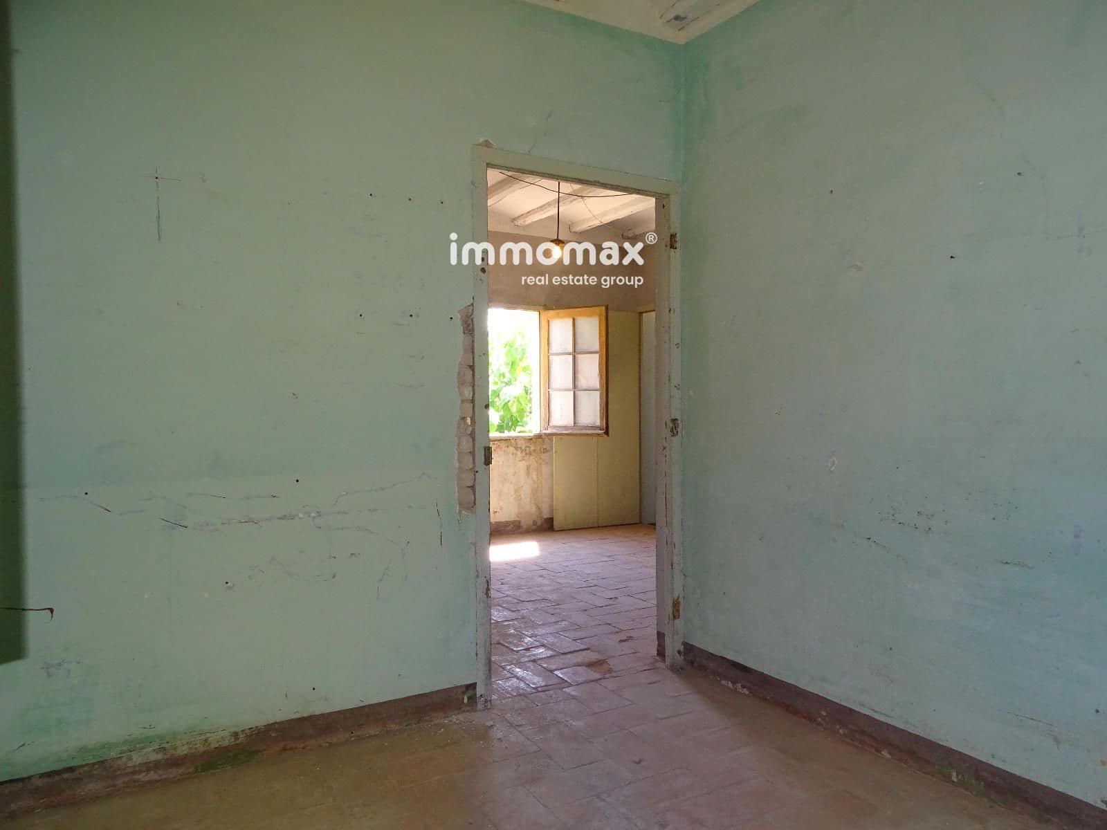 4 soverom Villa til salgs i Tortosa med garasje - € 126 000 (Ref: 8329085)