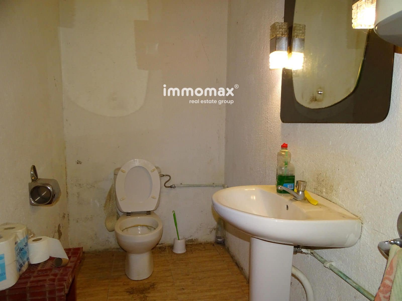 4 soverom Villa til salgs i Tortosa med garasje - € 126 000 (Ref: 8329085)