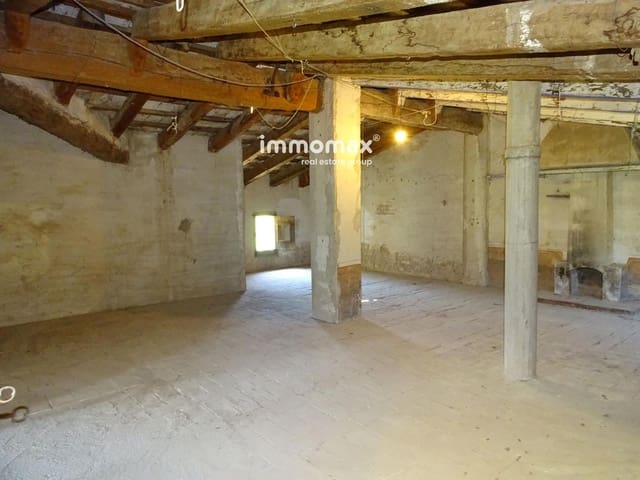 4 soverom Villa til salgs i Bitem, Tortosa med garasje - € 126 000 (Ref: 8329085)