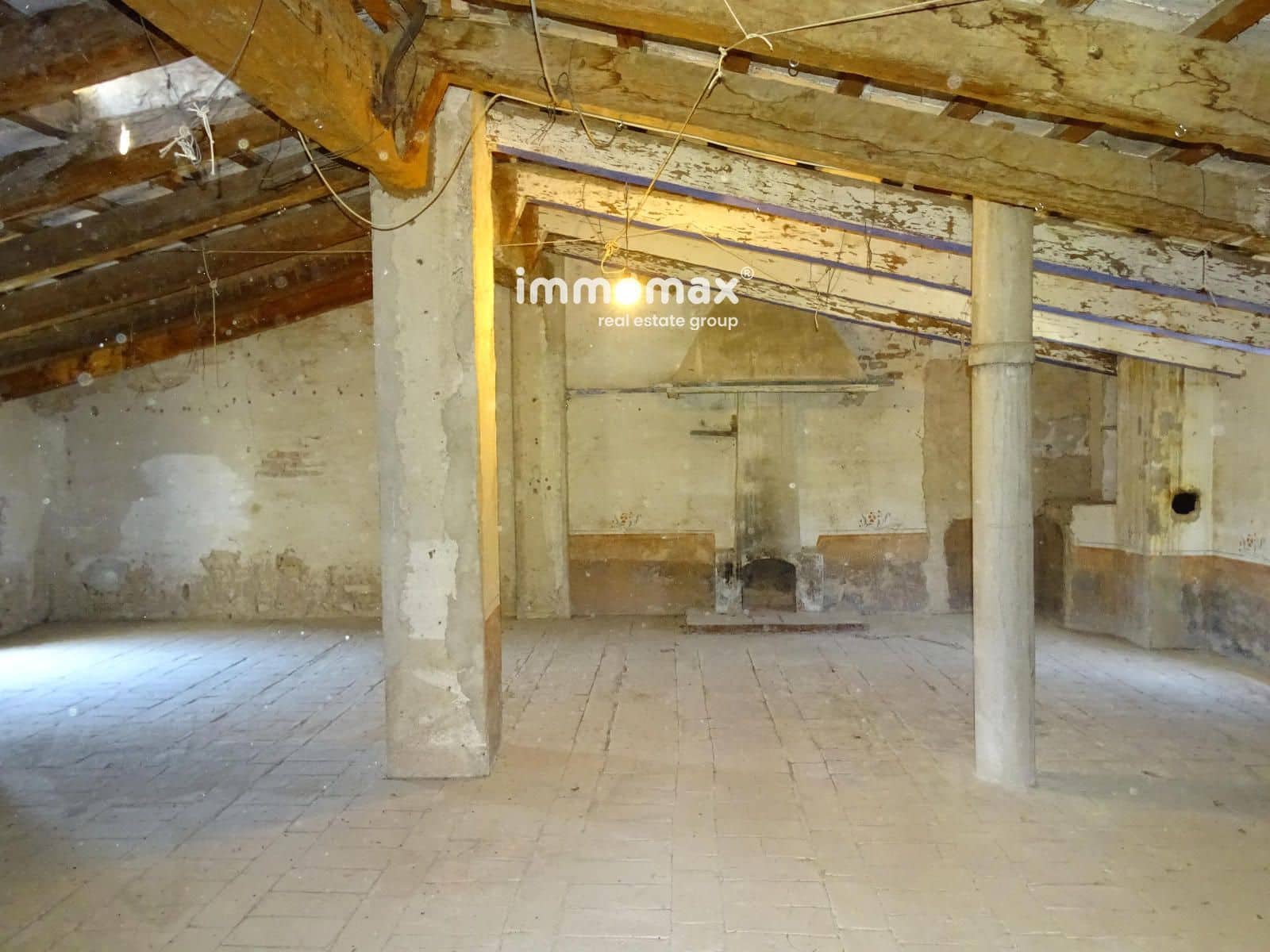 4 soverom Villa til salgs i Tortosa med garasje - € 126 000 (Ref: 8329085)