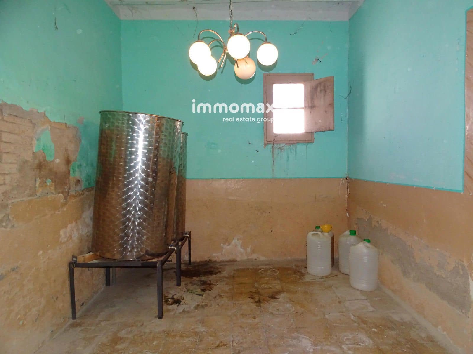 4 soverom Villa til salgs i Tortosa med garasje - € 126 000 (Ref: 8329085)