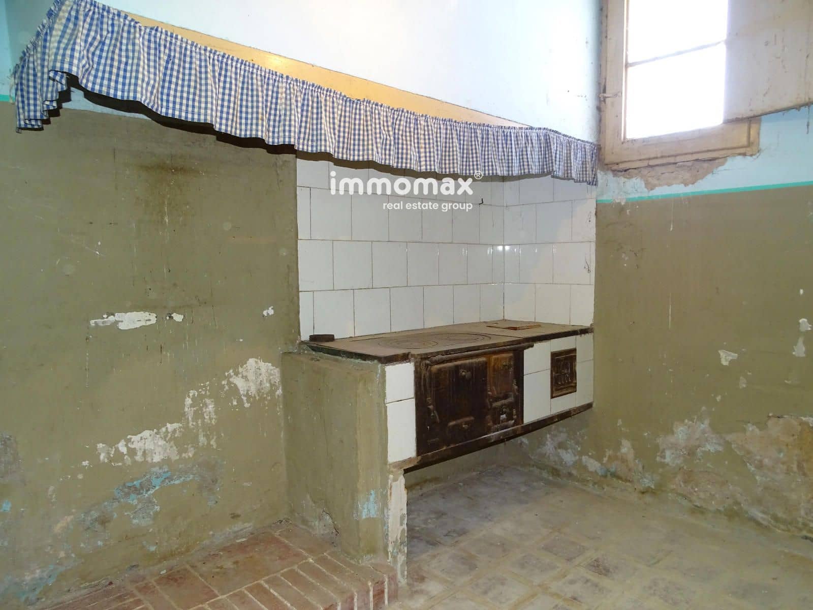 4 soverom Villa til salgs i Tortosa med garasje - € 126 000 (Ref: 8329085)