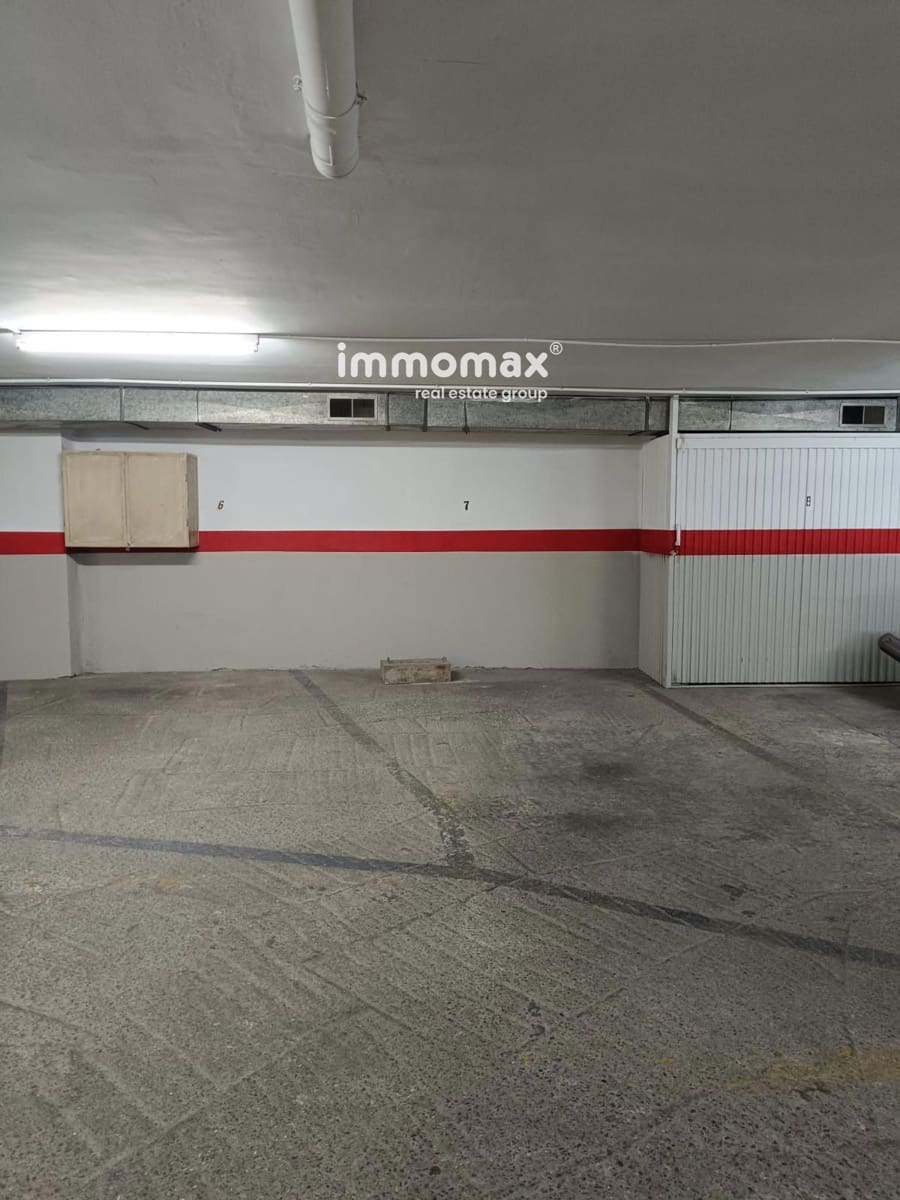 Garage zu verkaufen in Esplugues de Llobregat - 12.000 € (Ref: 8395436)