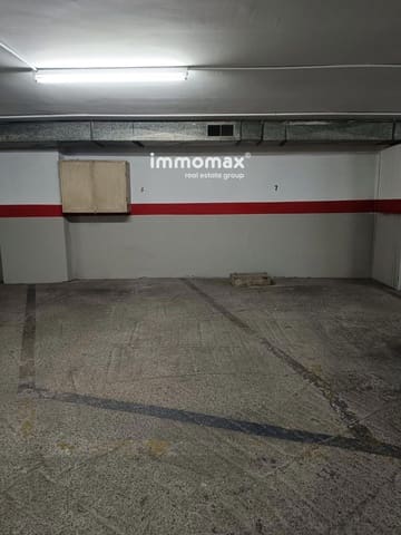 Garasje til salgs i Esplugues de Llobregat - € 12 000 (Ref: 8395436)