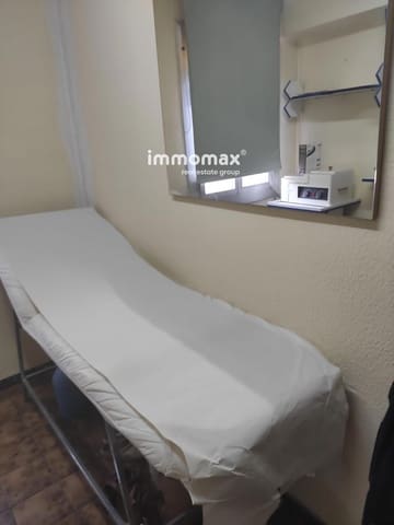 Commercial for rent in Cornellà de Llobregat - € 600 (Ref: 8428054)