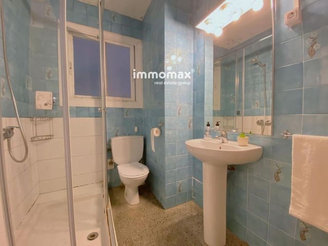 5 sovrum Lägenhet till salu i El Baix Guinardó, Barcelona stad - 550 000 € (Ref: 8433452)