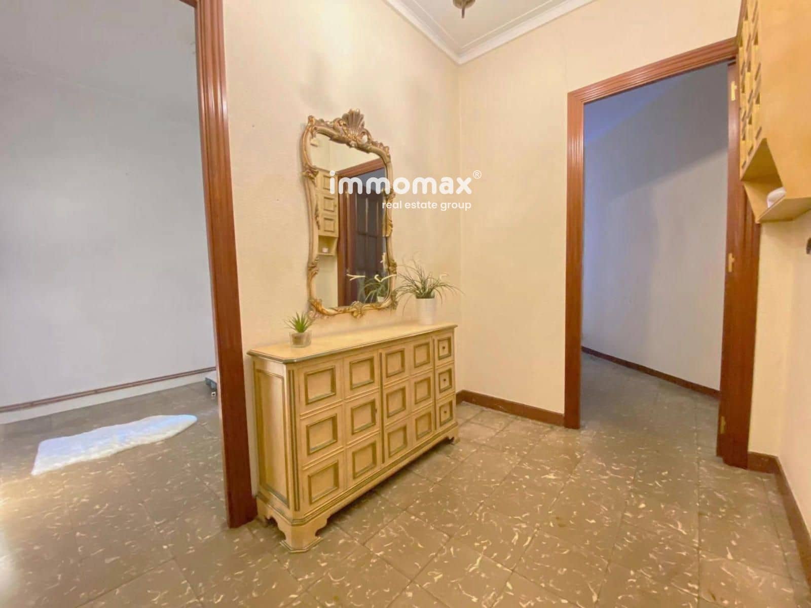 5 sovrum Lägenhet till salu i Barcelona stad - 550 000 € (Ref: 8433452)