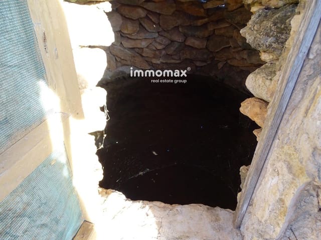 Rakentamaton maa myytävänä paikassa Tivenys - 42 000 € (Ref: 8448950)