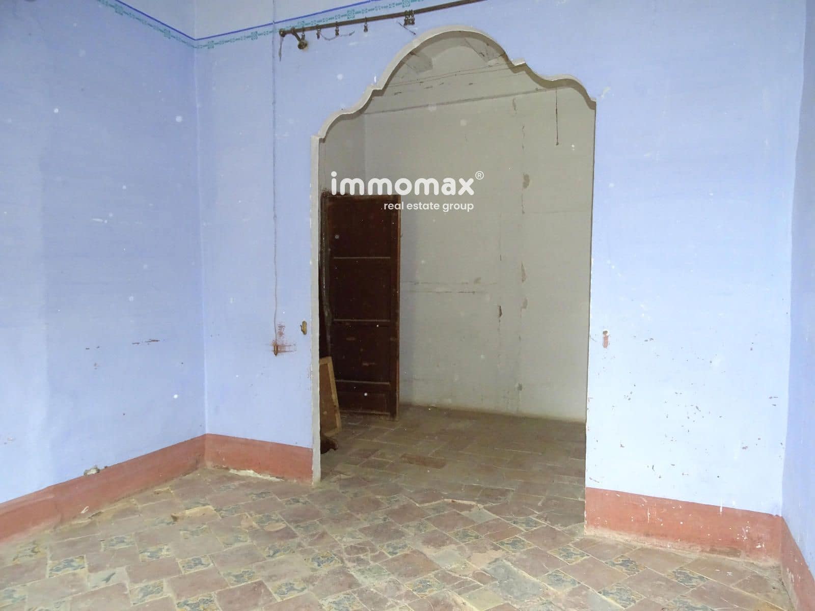 Grunde uden byggetilladelser til salg i Bitem - € 110.000 (Ref: 8489446)