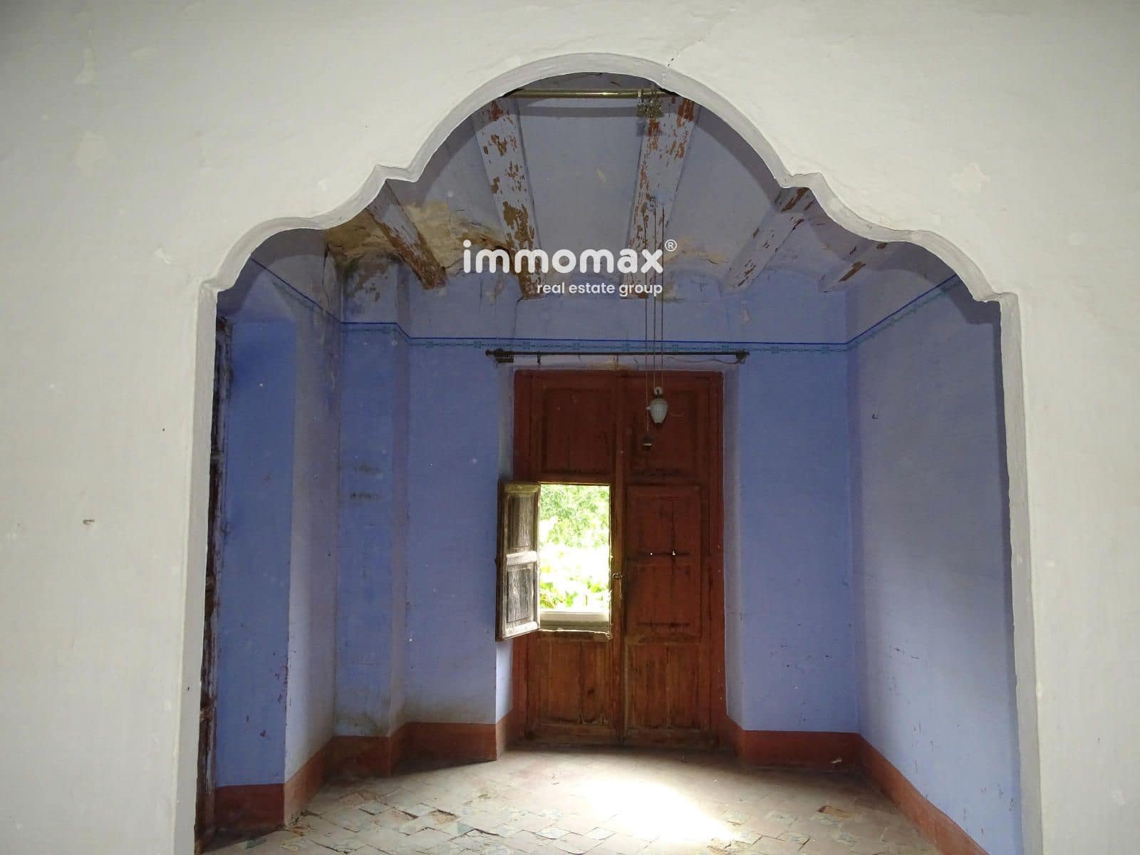 Grunde uden byggetilladelser til salg i Bitem - € 110.000 (Ref: 8489446)