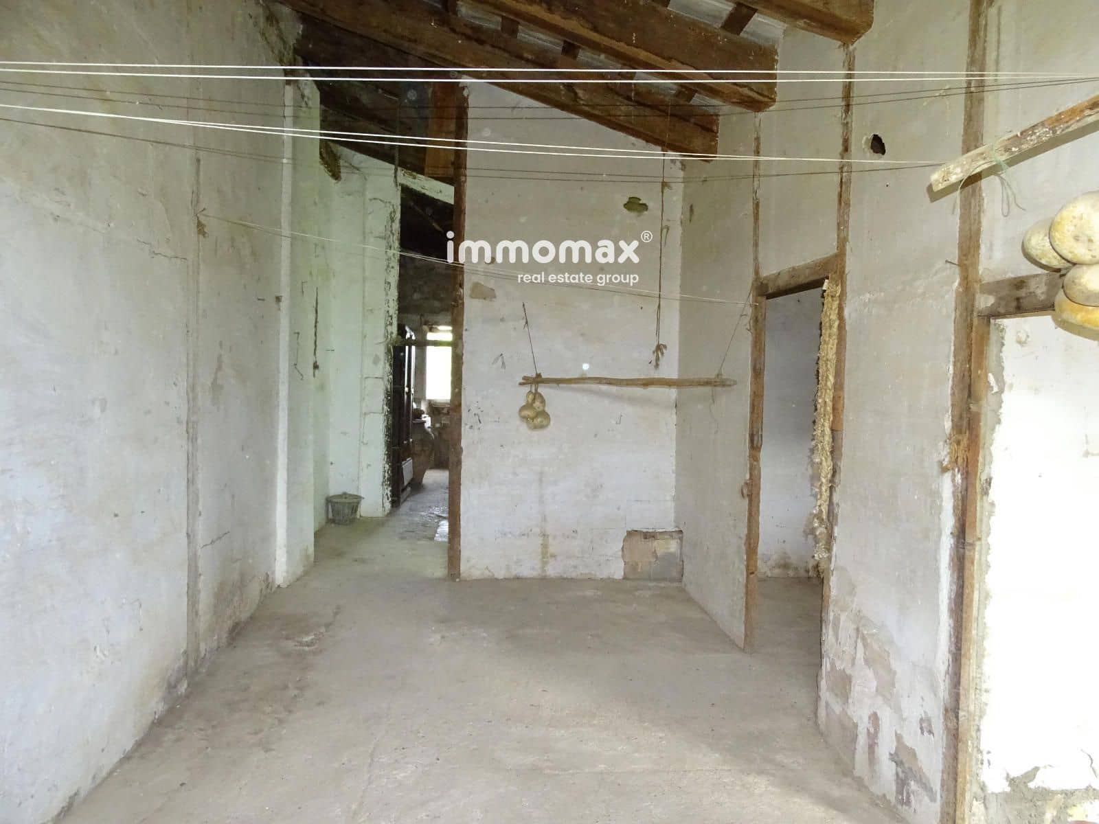 Grunde uden byggetilladelser til salg i Bitem - € 110.000 (Ref: 8489446)