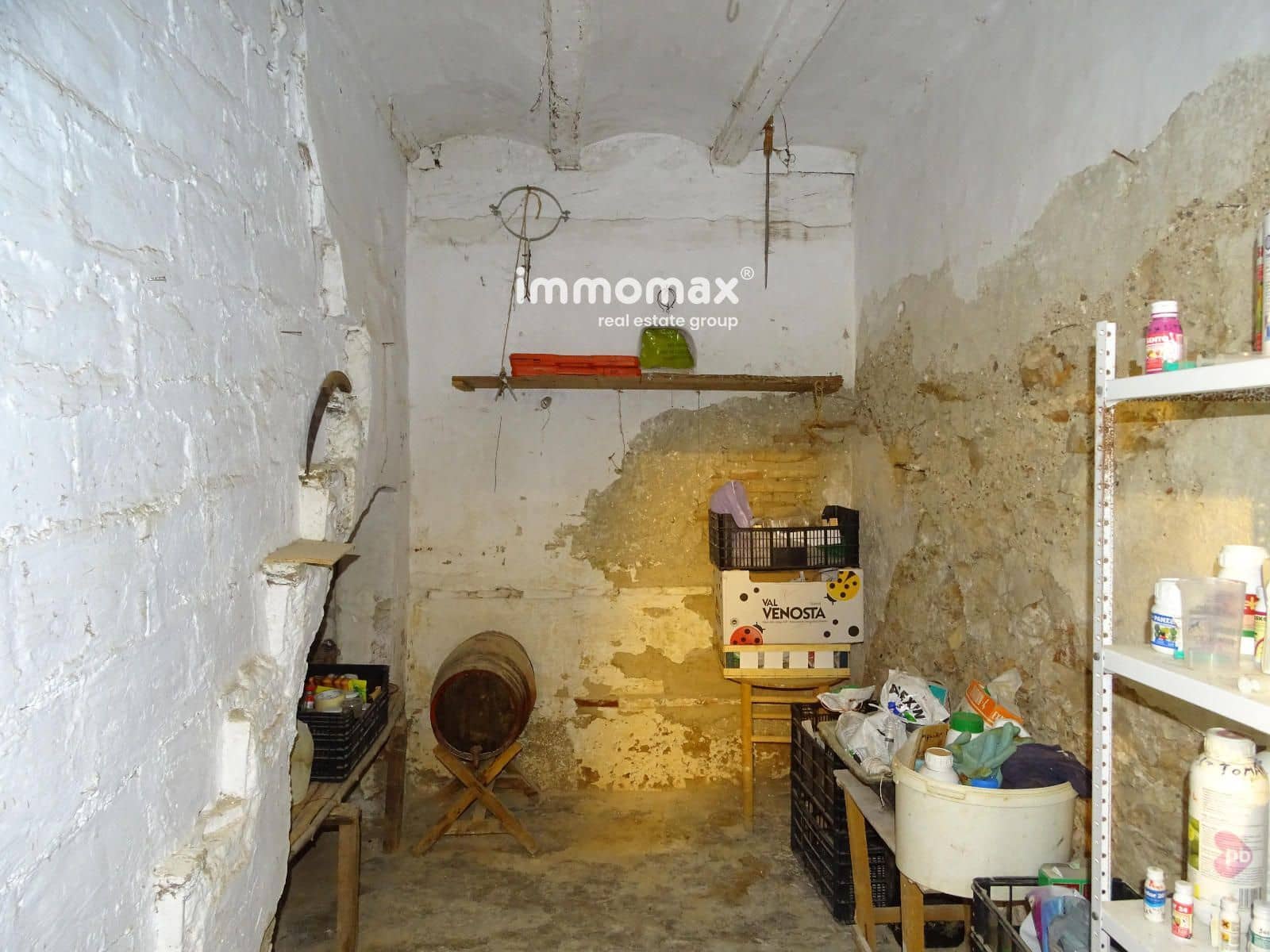 Grunde uden byggetilladelser til salg i Bitem - € 110.000 (Ref: 8489446)