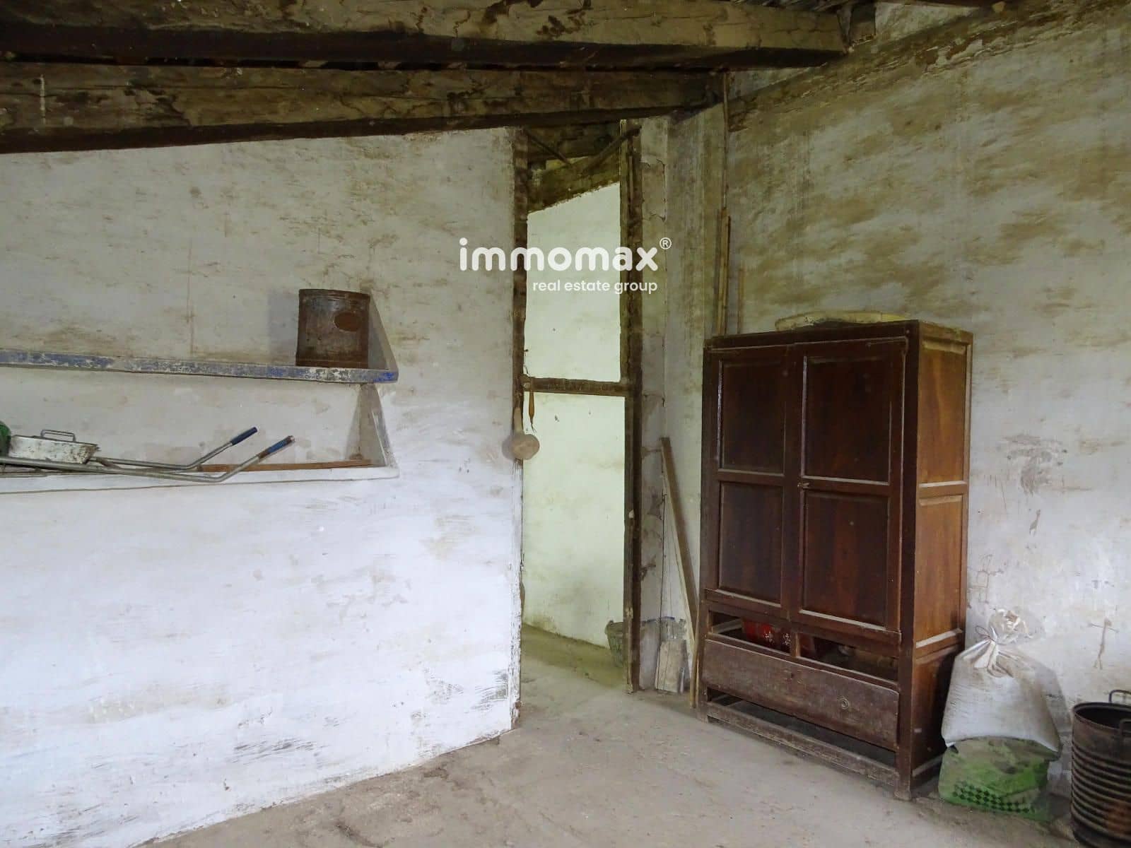 Grunde uden byggetilladelser til salg i Bitem - € 110.000 (Ref: 8489446)