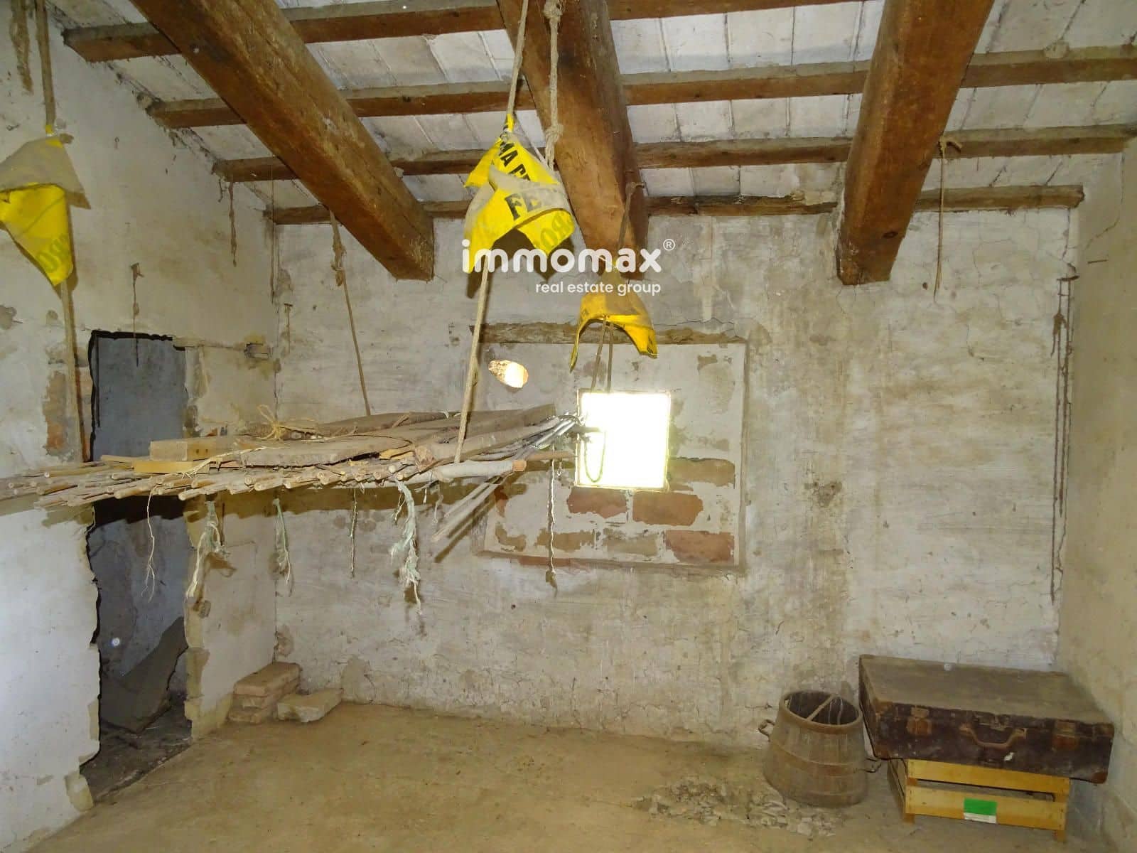 Grunde uden byggetilladelser til salg i Bitem - € 110.000 (Ref: 8489446)