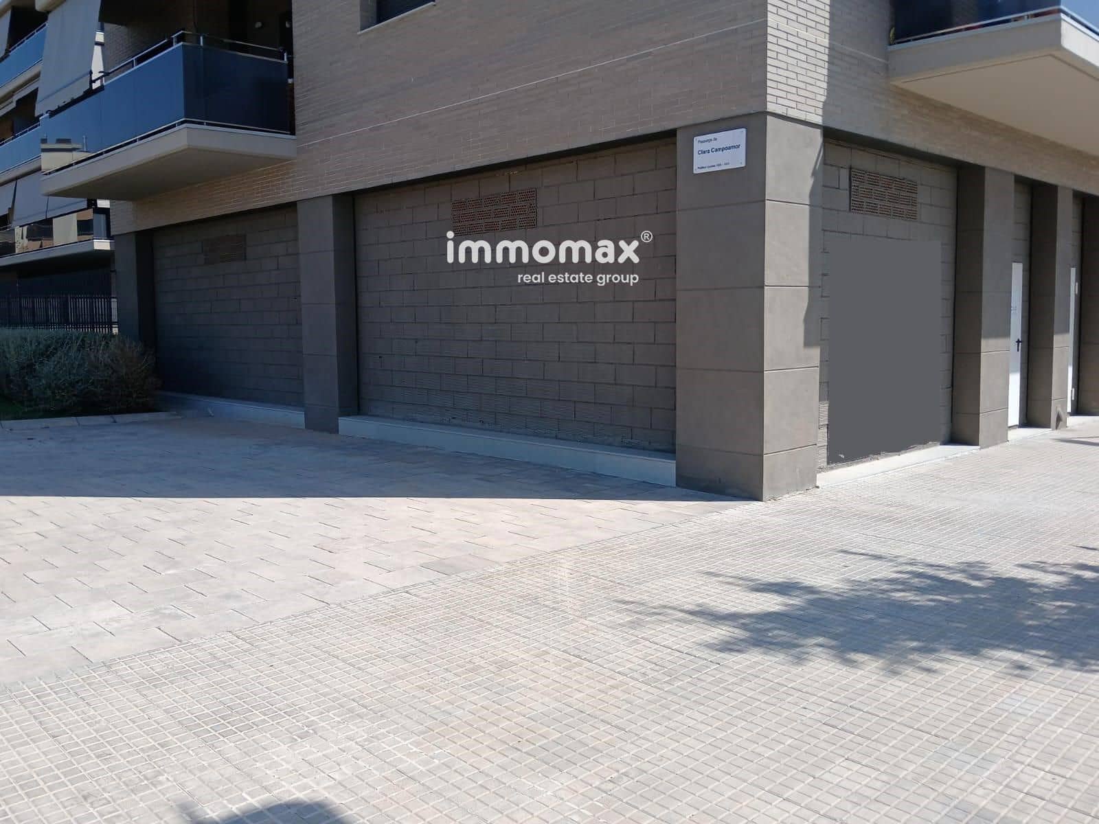 Comercial para arrendar em El Prat de Llobregat - 1 500 € (Ref: 8505313)