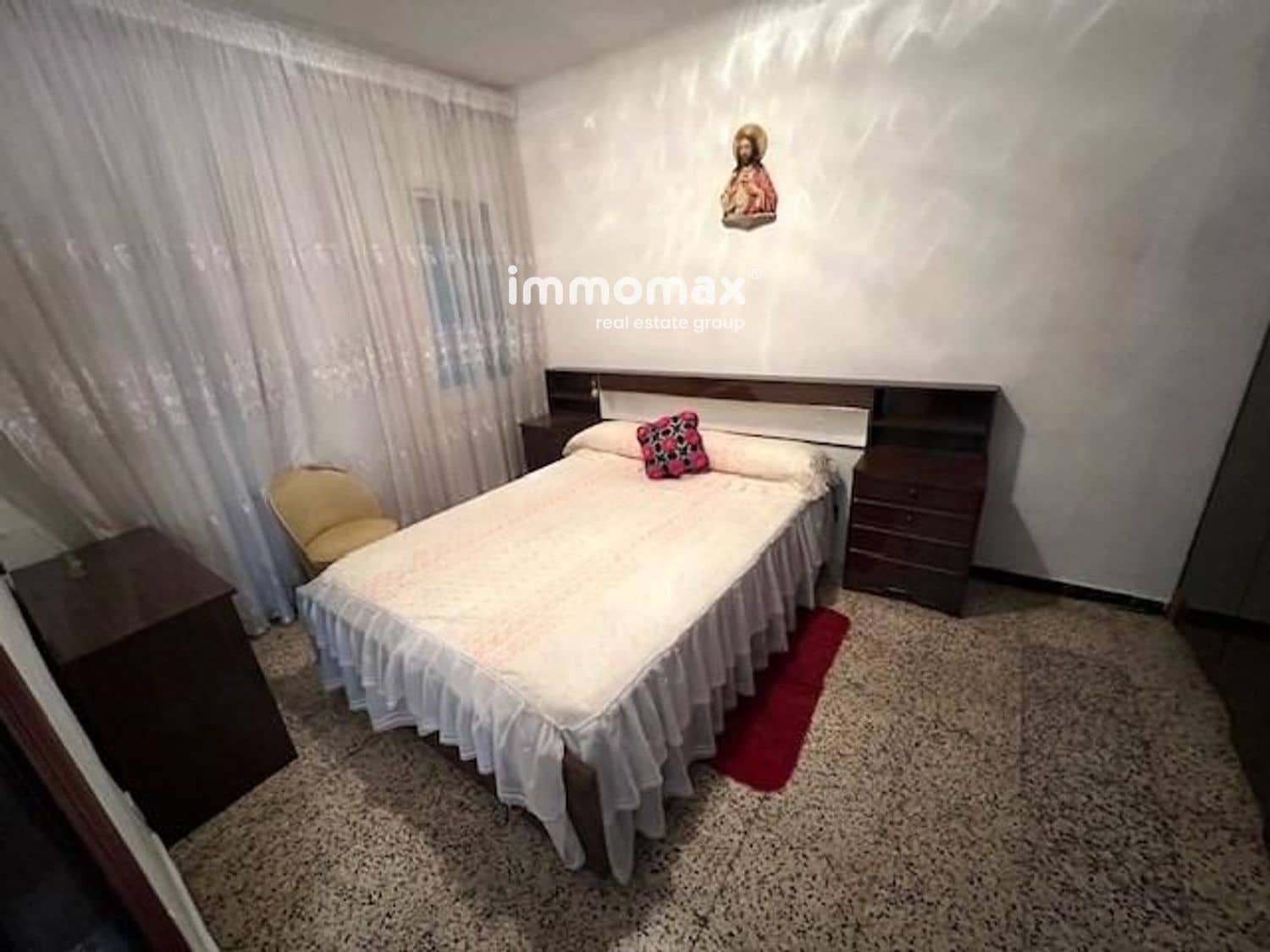 4 bedroom Flat for sale in Esplugues de Llobregat with garage - € 330,000 (Ref: 8520721)