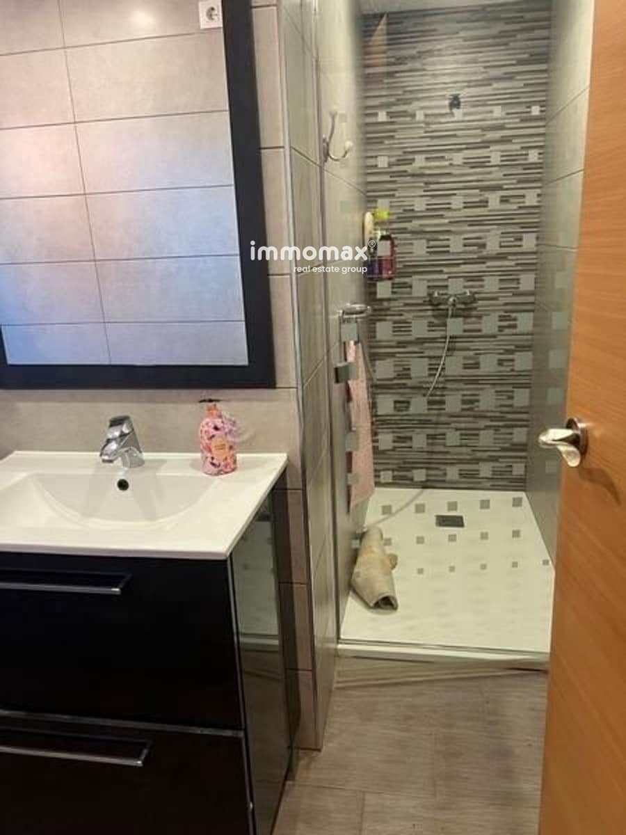 6 soveværelse Villa til salg i Sant Boi de Llobregat med garage - € 790.000 (Ref: 8524532)