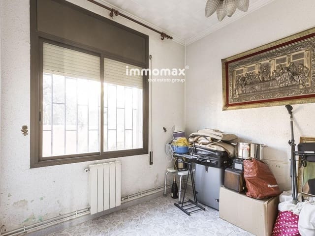 6 bedroom Villa for sale in Sant Boi de Llobregat with garage - € 790,000 (Ref: 8524532)