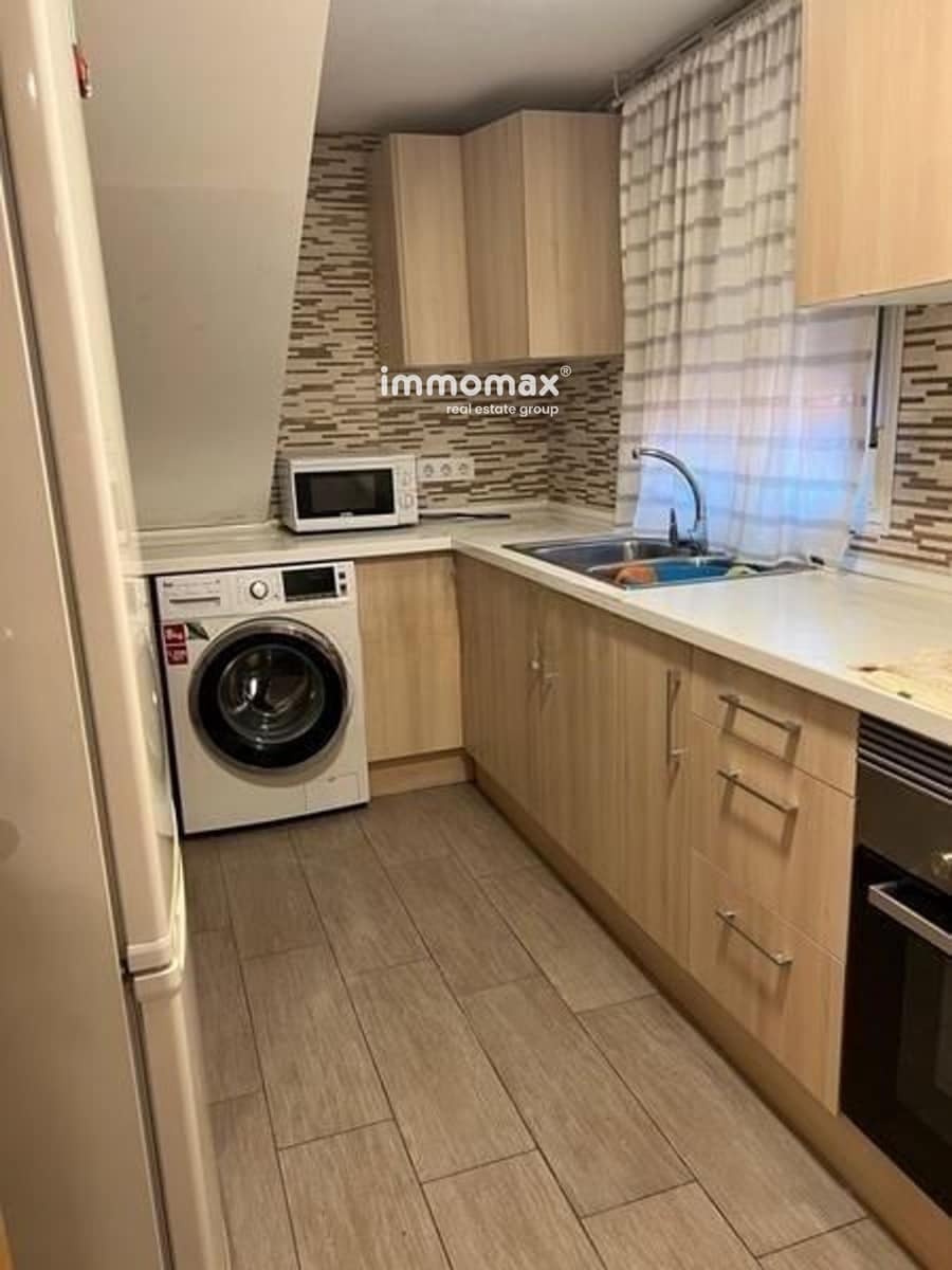 6 soveværelse Villa til salg i Sant Boi de Llobregat med garage - € 790.000 (Ref: 8524532)