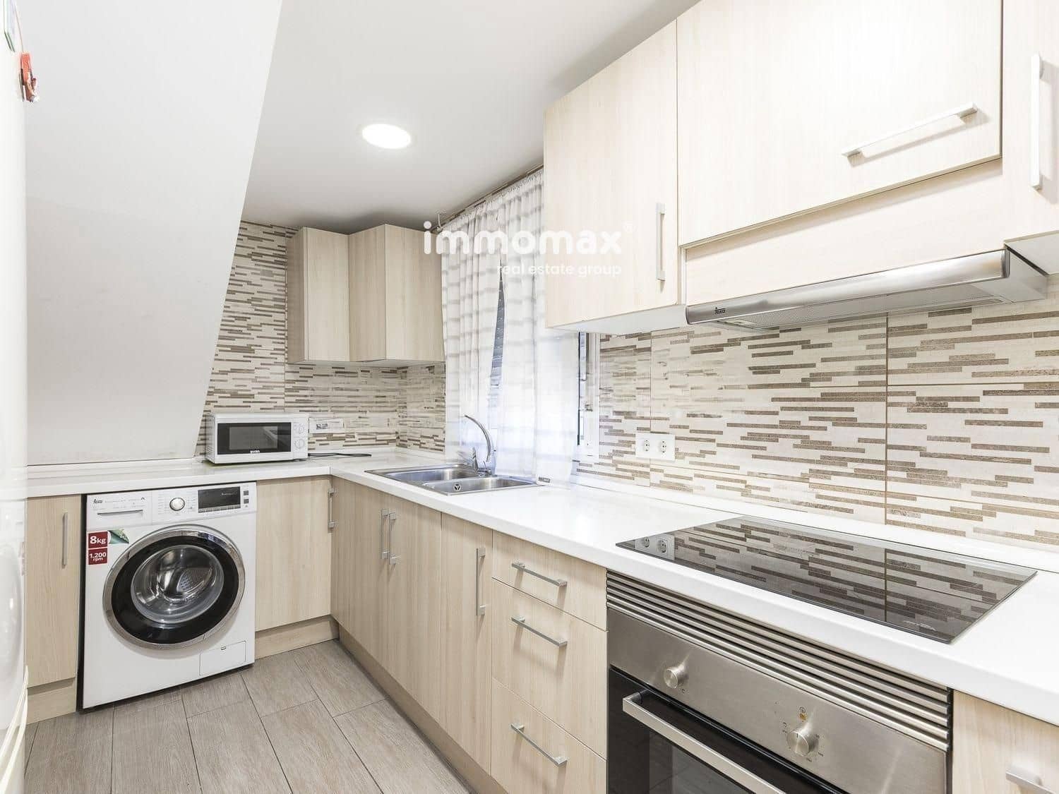 6 soveværelse Villa til salg i Sant Boi de Llobregat med garage - € 790.000 (Ref: 8524532)