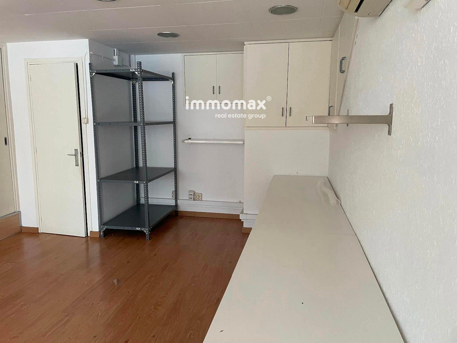 Biuro do wynajęcia w Miasto Barcelona - 720 € (Ref: 8532329)