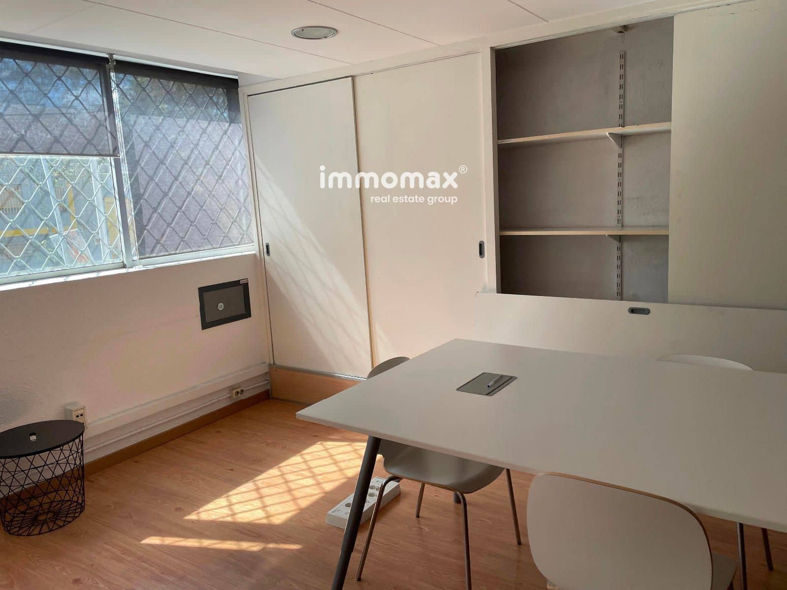 Biuro do wynajęcia w Miasto Barcelona - 720 € (Ref: 8532329)