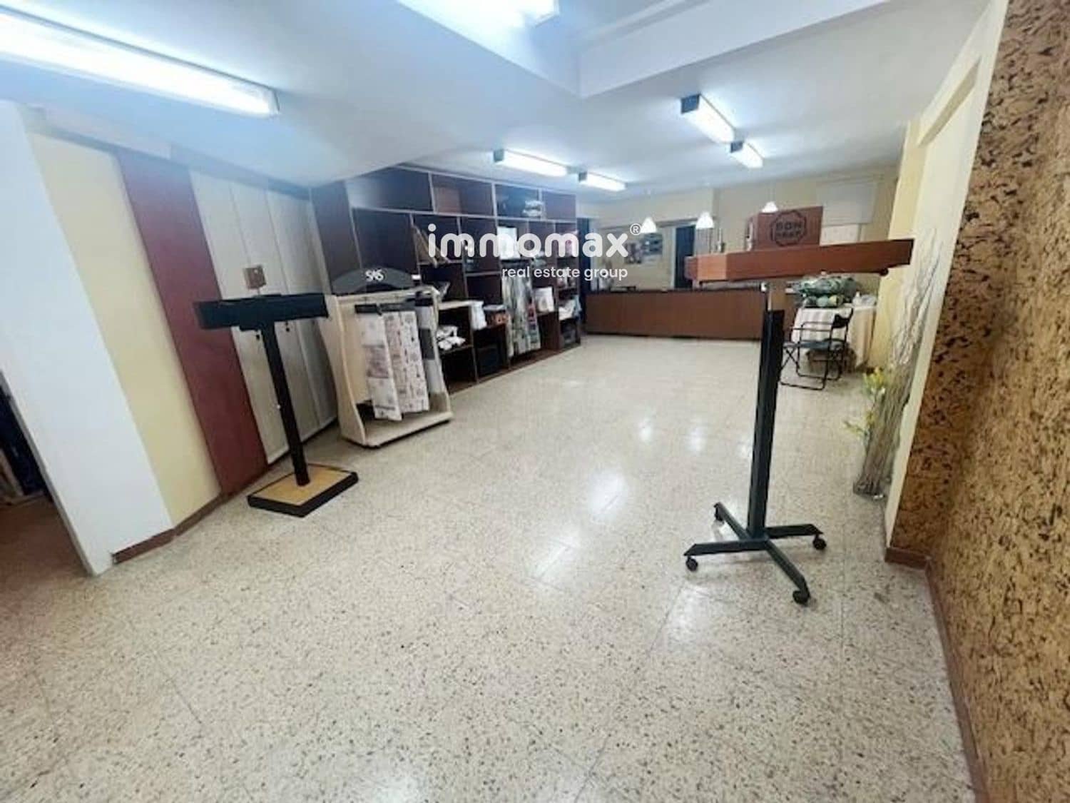 Commercieel te koop in Sant Feliu de Llobregat - € 120.000 (Ref: 8534490)