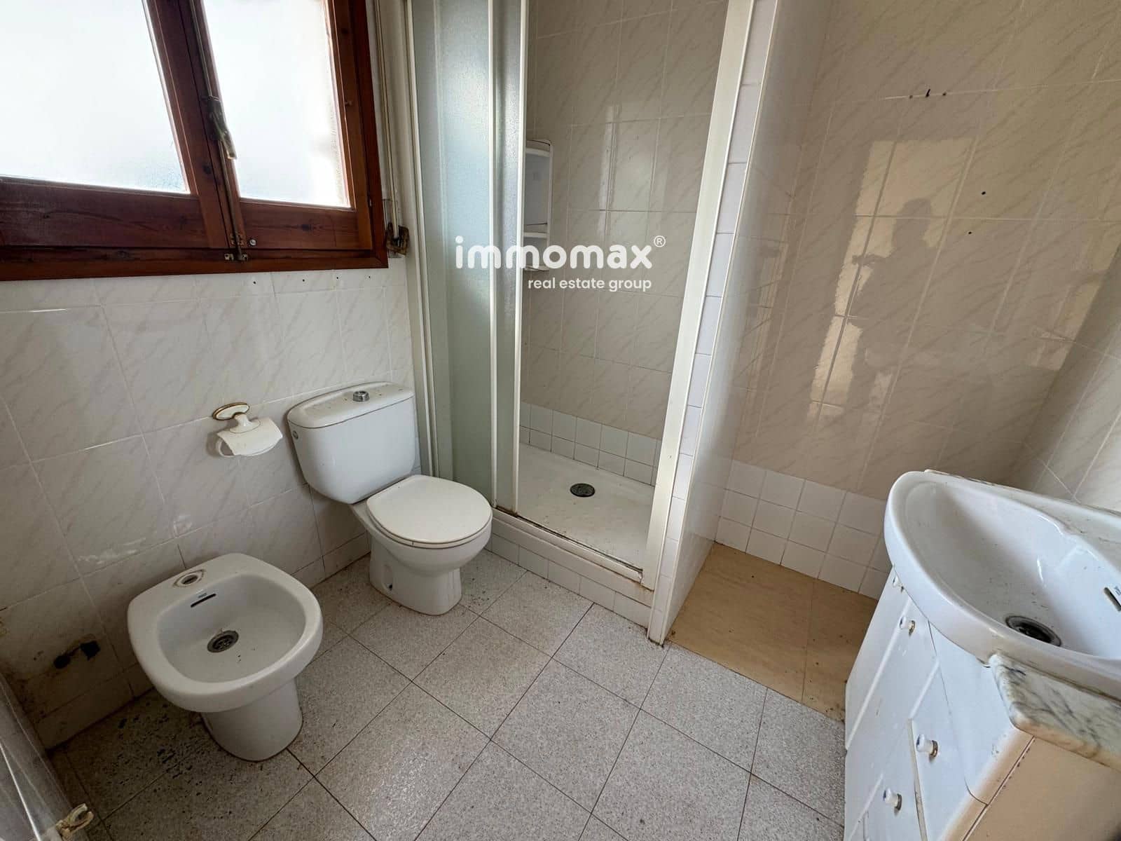 5 bedroom Villa for sale in Piera with pool - € 180,000 (Ref: 8553580)